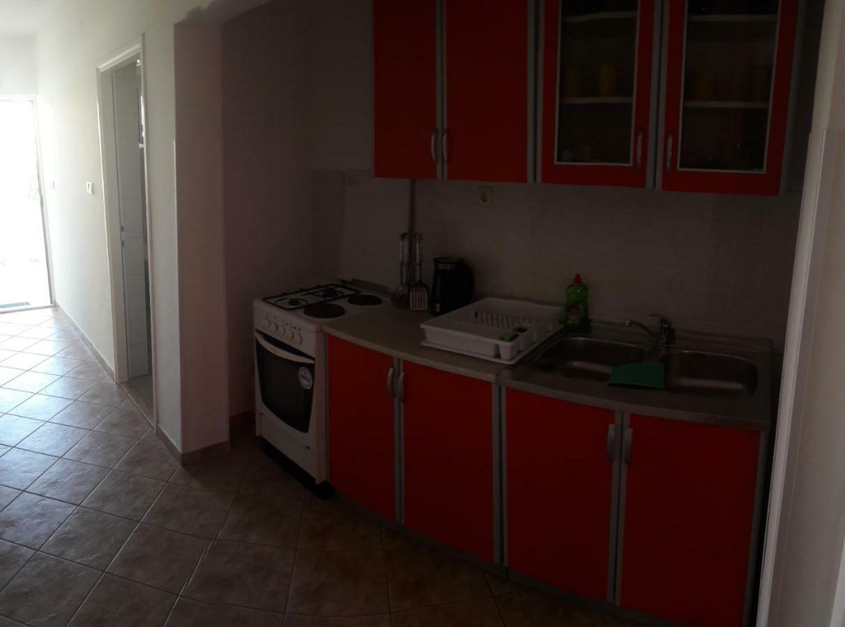 Apartmani Ivana 洛帕 外观 照片