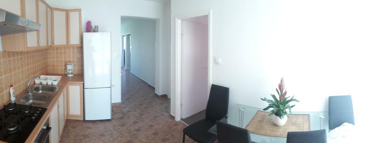 Apartmani Ivana 洛帕 外观 照片