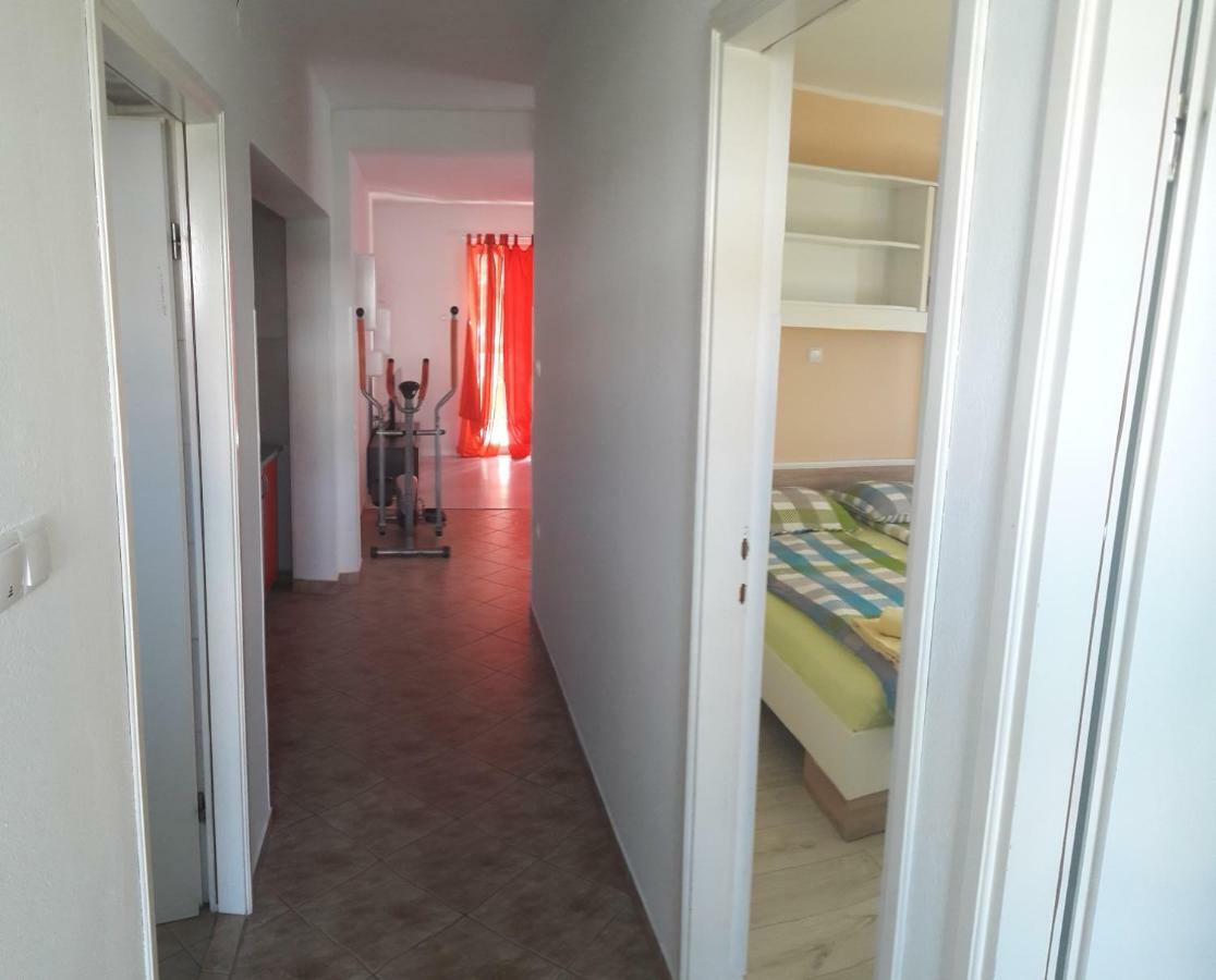 Apartmani Ivana 洛帕 外观 照片