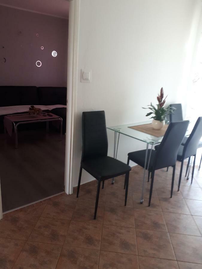 Apartmani Ivana 洛帕 外观 照片